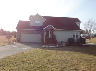 302 Colonial Manor Dr, Jumping Branch, WV 25969