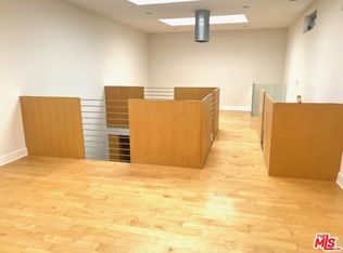 555 Rose Ave #7, Venice, CA 90291