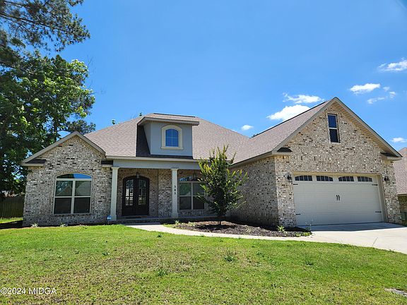 3rd image of 305 Hawks Nest Dr