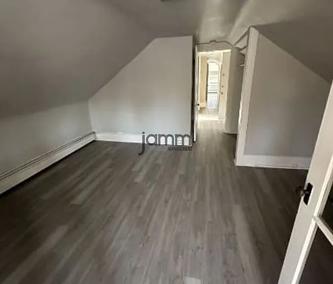 14724 Clifton Blvd #LOFT — Photo 9