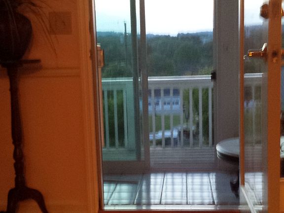 3rd image of 400 Sunset Dr #J-45