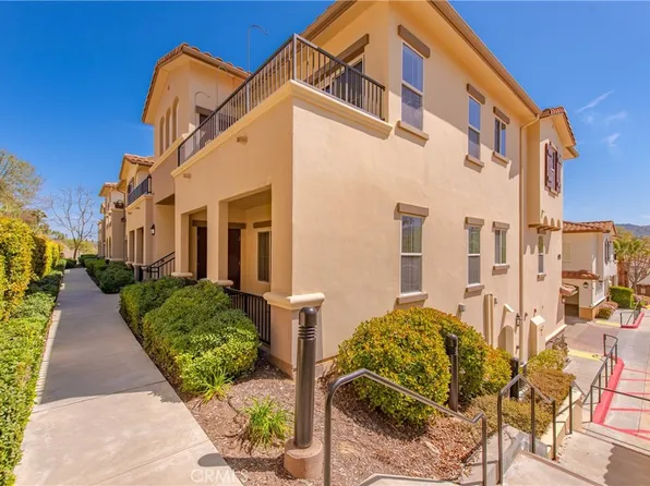 493 Country Club Dr Unit 227, Simi Valley, CA 93065