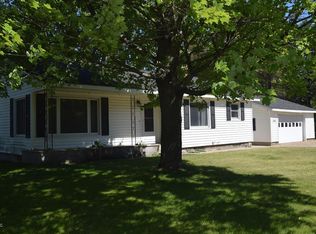 3855 Maple Rd, Manistee, MI 49660