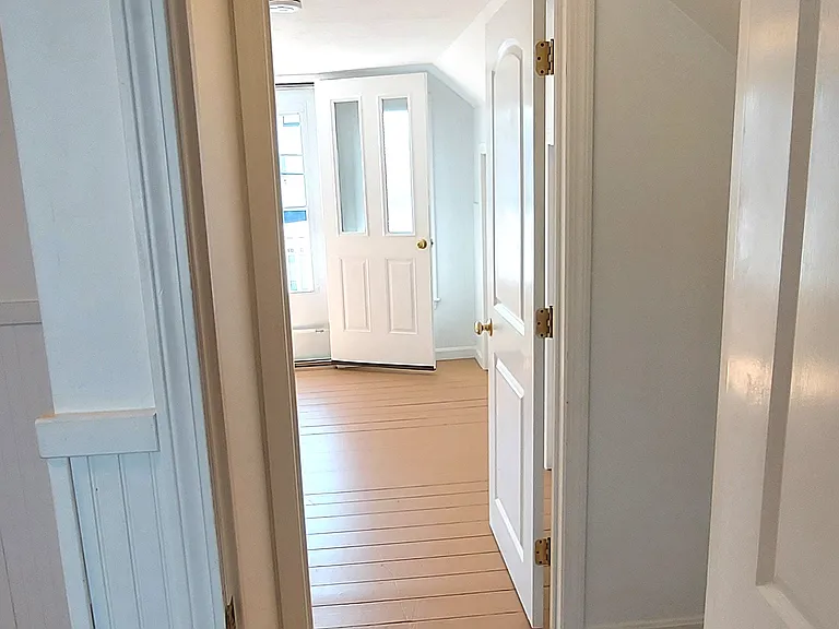 10 Ocean Ave #A — Photo 9