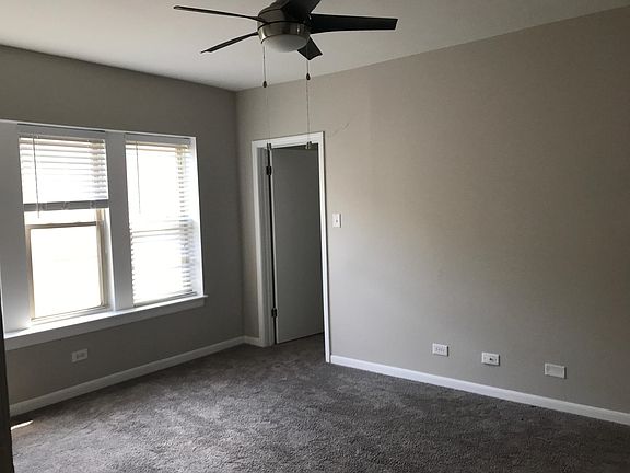 5th image of 2412 N Kilbourn Ave #3