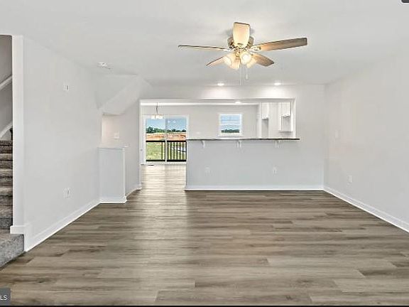 2nd image of 158 Carnes Way