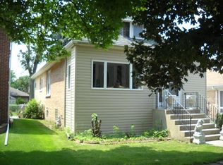 2440 Davisson St, River Grove, IL 60171