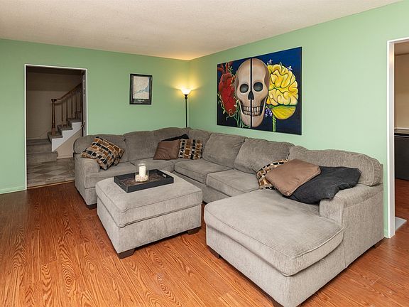 4th image of 4501 Aurora Ave