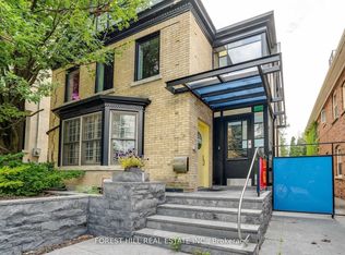 9 Coulson Ave, Toronto, ON M4V 1Y3