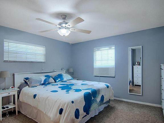 3rd image of 3219 Longwood Blvd
