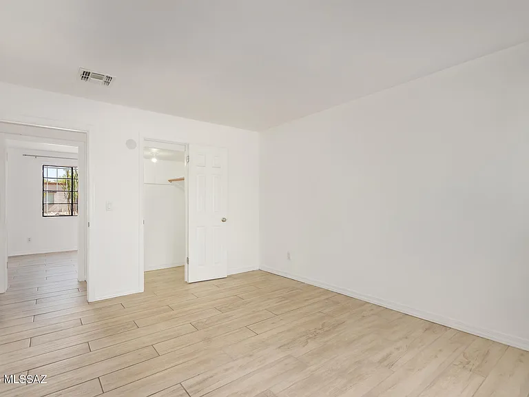 434 S Vista Del Rio — Photo 15