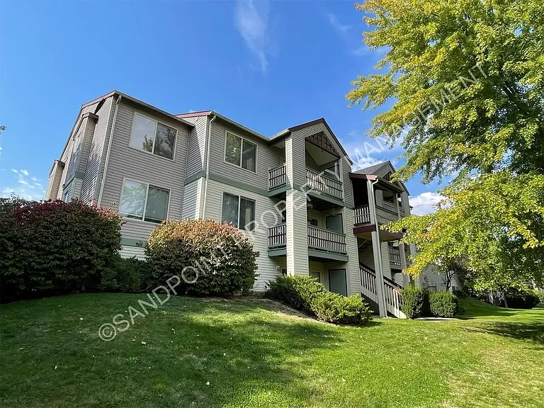 Selkirk Ridge — Photo 5