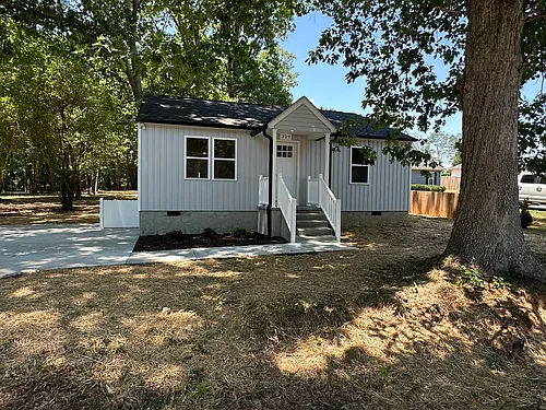 329 Tate Ave Photo 1
