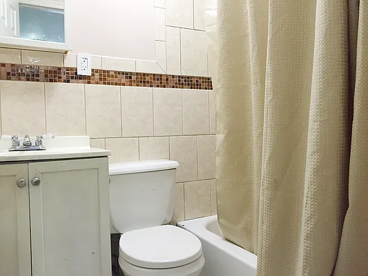 Rented by In Haus LLC | media 9