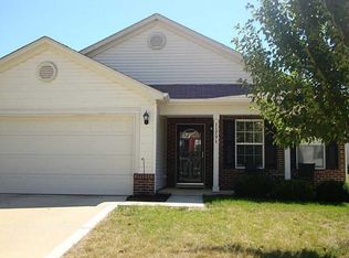 11791 Igneous Dr, Fishers, IN 46038