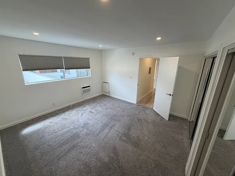 Vantage Point Apartments West — Photo 15