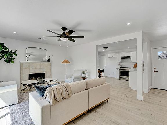 5th image of 1529 S Michael Ct