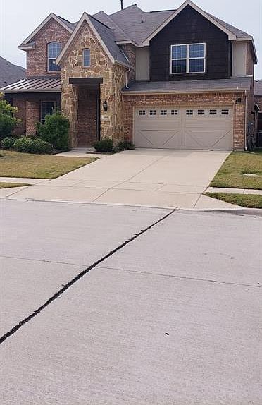 1st image of 5905 Zinnia Dr