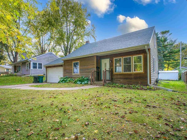 1085 Carol Avenue, Ripon, WI 54971