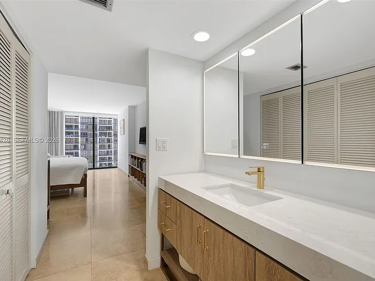 1915 Brickell Ave #1407 — Photo 28