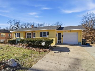 1424 Lawrence Ave, Leavenworth, KS, 66048