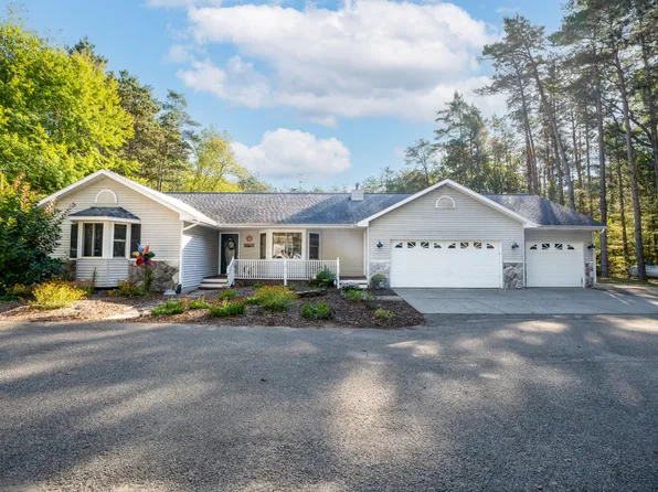 12480 Heintzelman Ave NE, Cedar Springs, MI 49319
