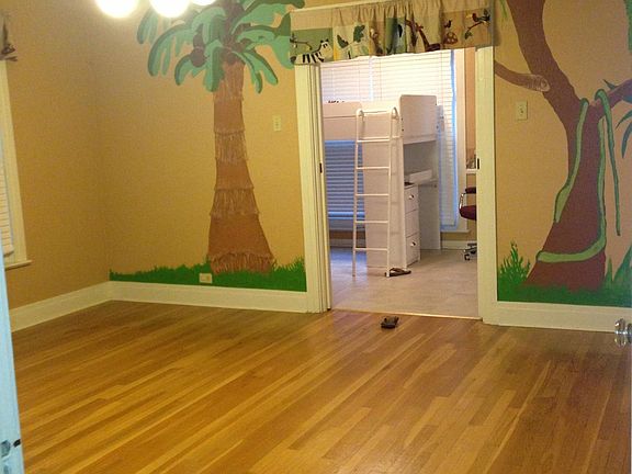5th image of 309 Phillips Dr