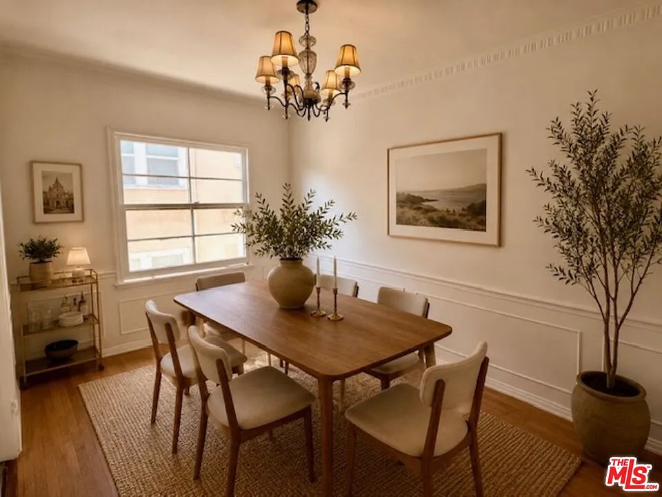 1 bed, 1.0 bath, 1050 sqft, $3,995 — Photo 4