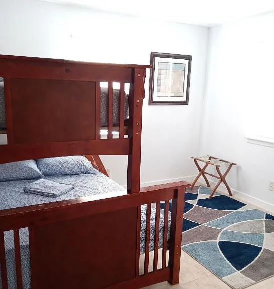 755 Country Club Dr #4 — Photo 8