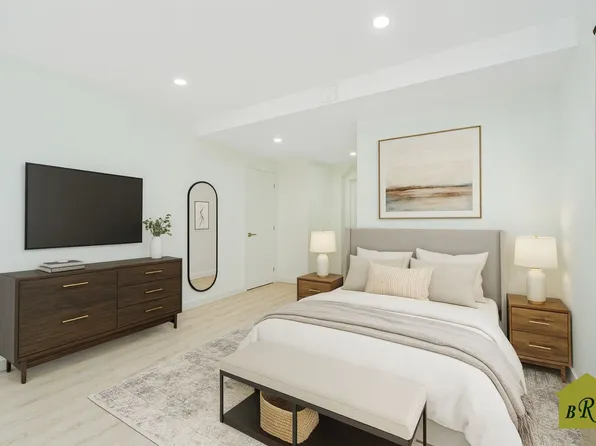 2815 Ocean Parkway image 11 of 32