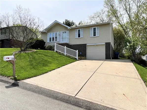 2266 Chapparal Dr, Pittsburgh, PA 15239