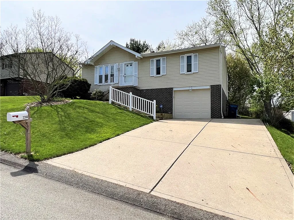 2266 Chapparal Dr photo 1
