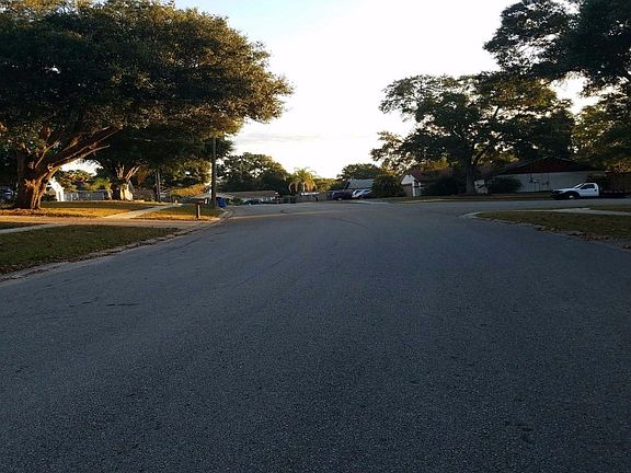 5th image of 710 Forest Hills Dr