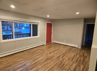 2136 E 37th Ave APT A, Anchorage, AK 99508