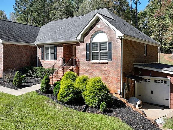 5th image of 482 Buck Trl