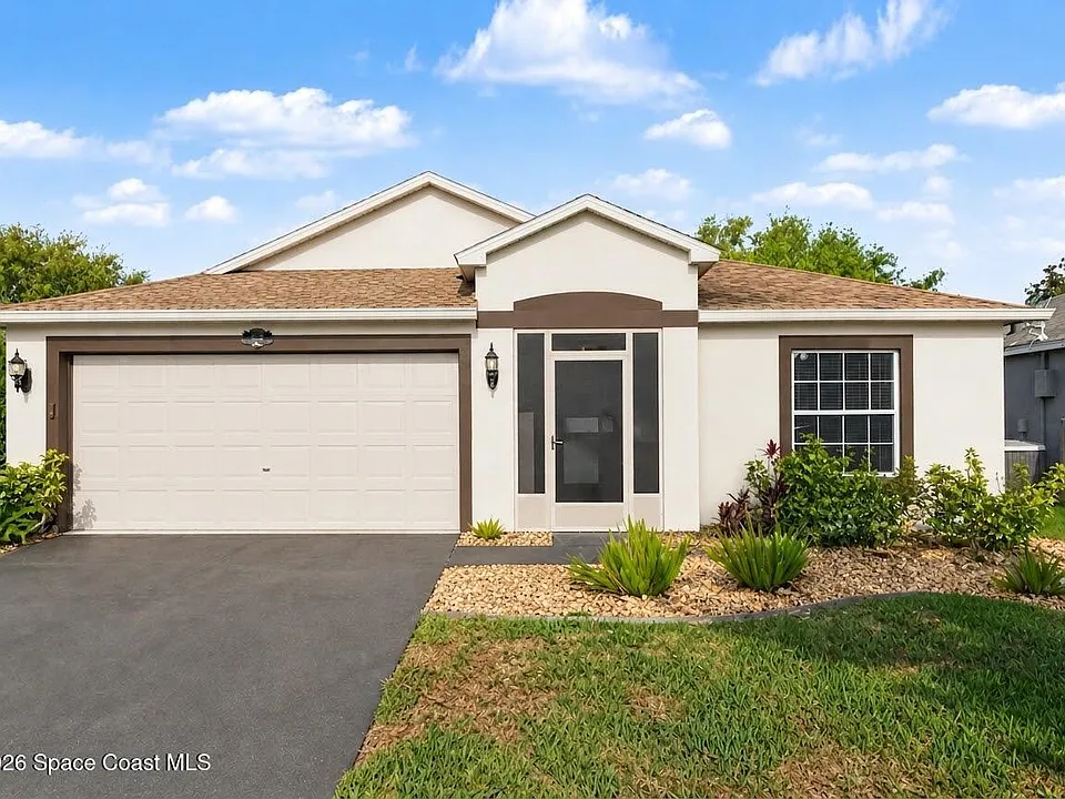 2547 Deercroft Dr