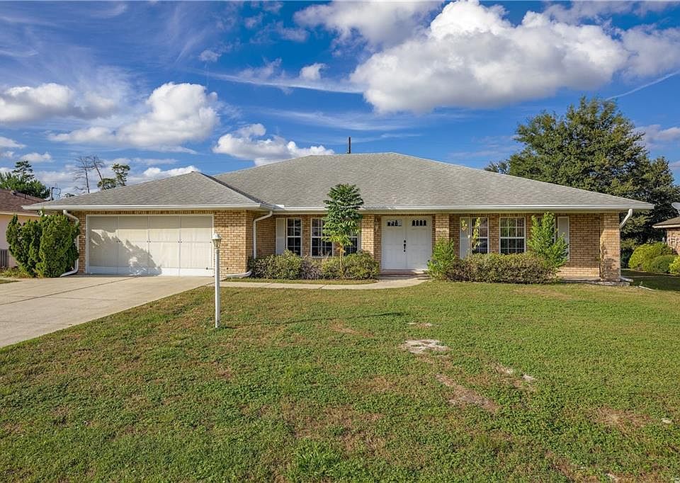 1st image of 978 N Union Cir