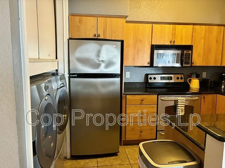 3404 American Dr #1308 — Photo 11