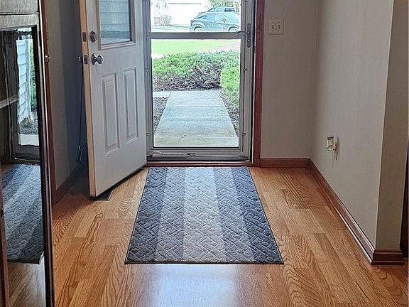 3rd image of 8783 Roberts Ct #22A