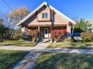 218 W 10th St, Kaukauna, WI 54130