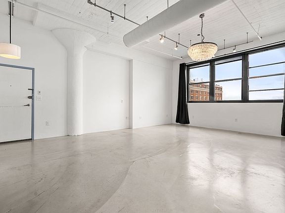 3rd image of 437 D St APT 6C