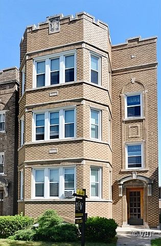 1st image of 2646 W Farragut Ave
