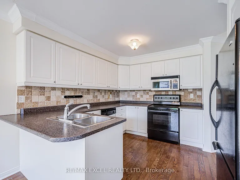 43 Beaumaris Cres — Photo 16