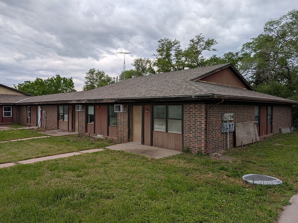 1st image of 614 Cedar St #6