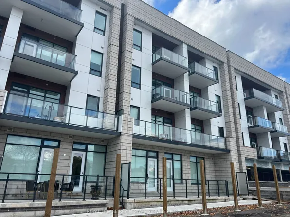 123 Maurice Dr #313, Oakville, ON L6K 2W6