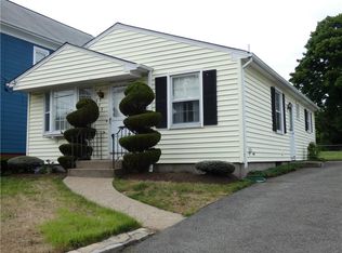 833 Weeden St, Pawtucket, RI 02860