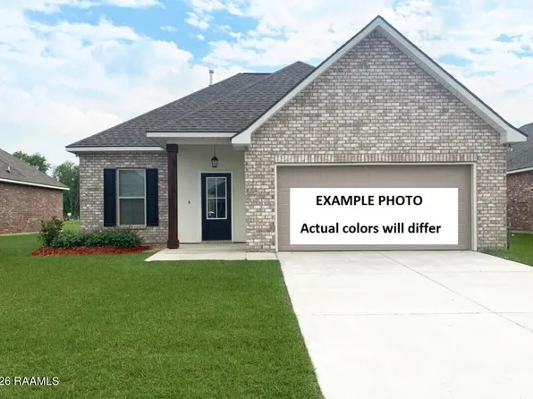 100 Maroon St, Youngsville, LA 70592