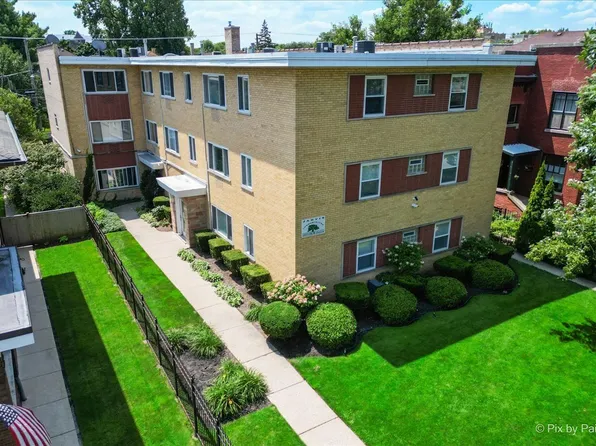 1429 W Jarvis Ave APT 1A, Chicago, IL 60626