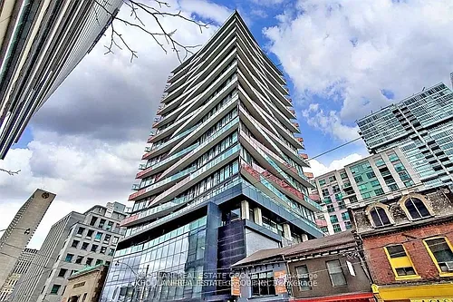 215 Queen St W #812 Photo 1