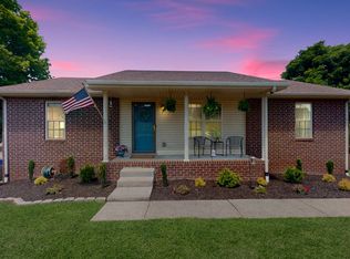 1079 Heatherwood Rd, Pleasant View, TN 37146